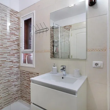 Front Puertito * Güimar